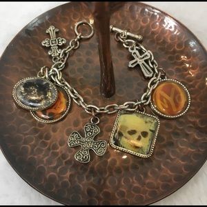 AAI silver-tone charm bracelet vignette charms